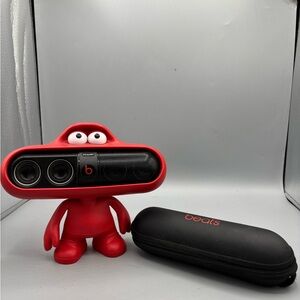 Beats by Dr. Dre Beats Pill 2.0 Bluetooth Speaker + Red Dude Stand